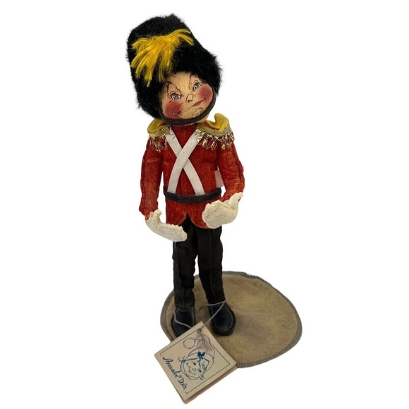 Annalee Other - Vtg 1987 Annalee Toy Doll 11" Queen's Guard Marching British Soldier USA 7560